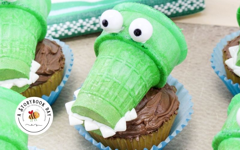 Fun Alligator Cupcakes Your Kids Will Love! @ aStorybookDay,com