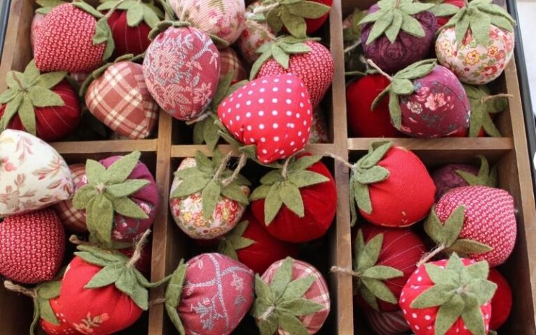 Happy Strawberry Decor for Your Home You’ll Love!