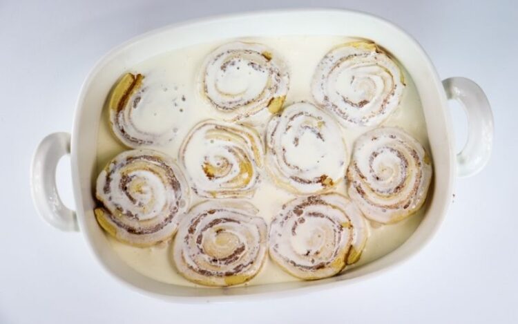 How To Make Tik Tok Cinnamon Rolls With Heavy Whipping Cream