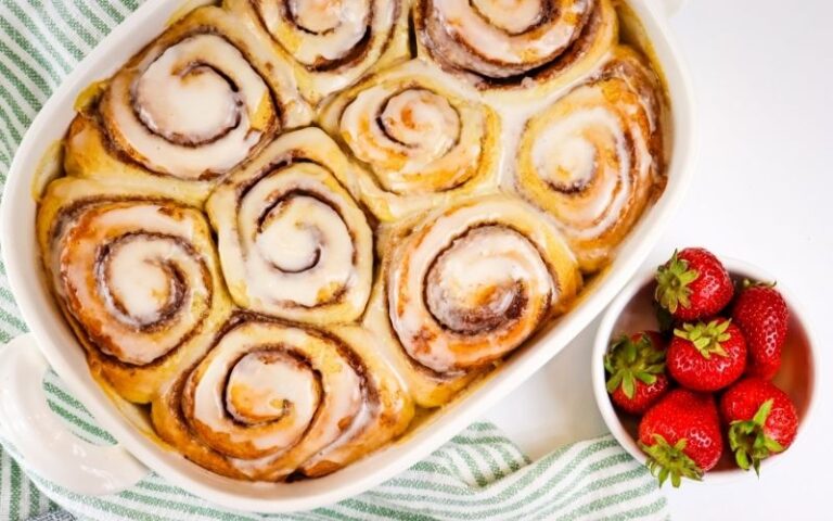 How to Make Tik Tok Cinnamon Rolls with Heavy Whipping Cream